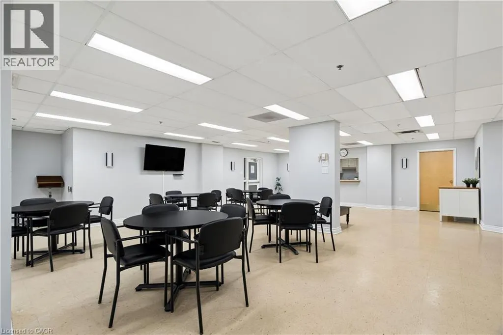 81 MILLSIDE Drive Unit# 206 #206