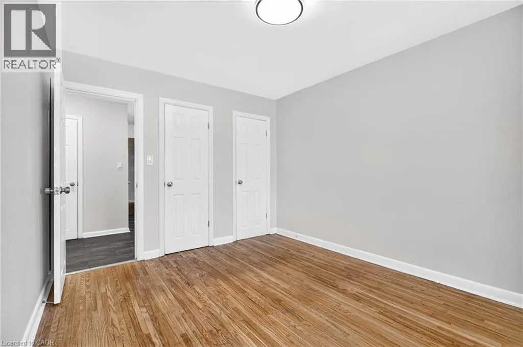 3 APPLEWOOD Avenue Unit# 3 #3