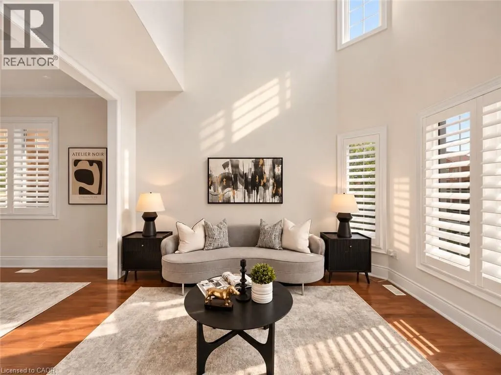 2121 BLACKFOREST Crescent