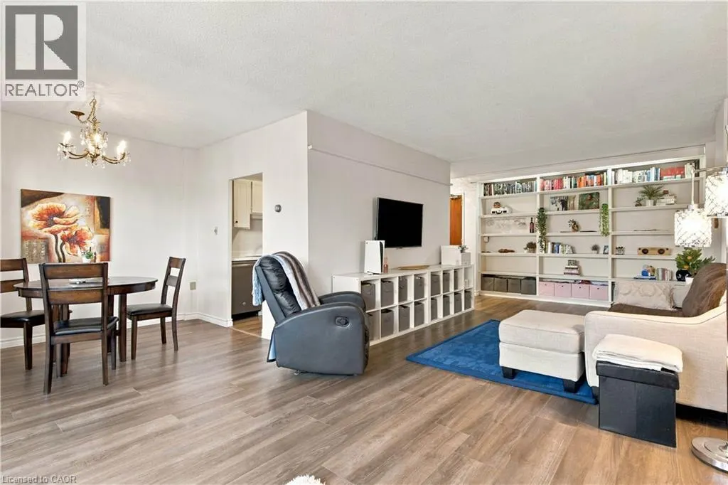 45 WESTMOUNT Road N Unit# 202 #202