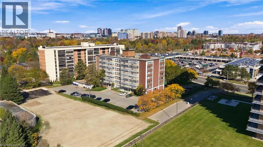 45 WESTMOUNT Road N Unit# 202 #202
