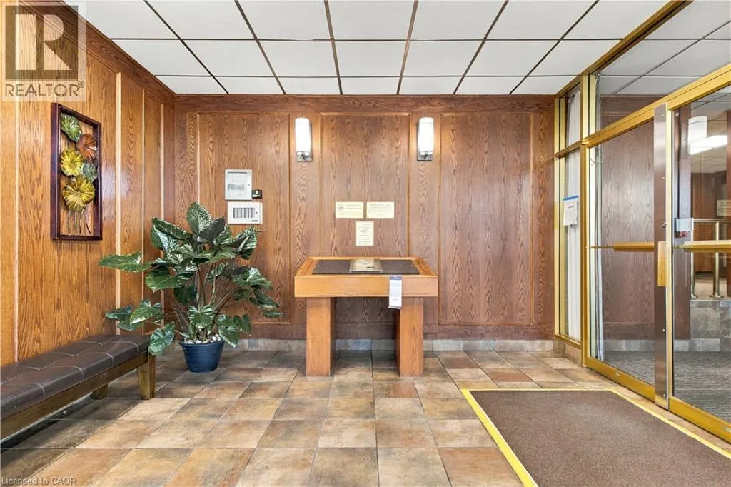 45 WESTMOUNT Road N Unit# 202 #202