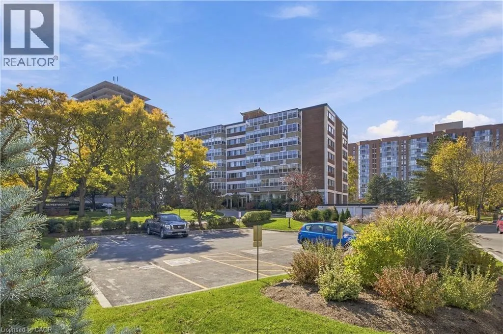 45 WESTMOUNT Road N Unit# 202 #202