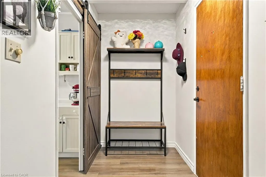 45 WESTMOUNT Road N Unit# 202 #202