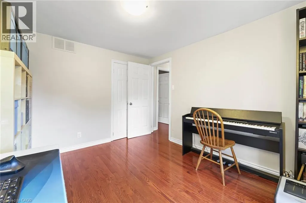 42 HESS Street N