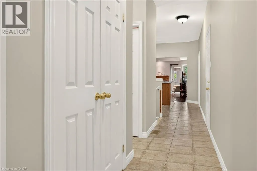 130 SOUTHBROOK Drive Unit# 15 #15