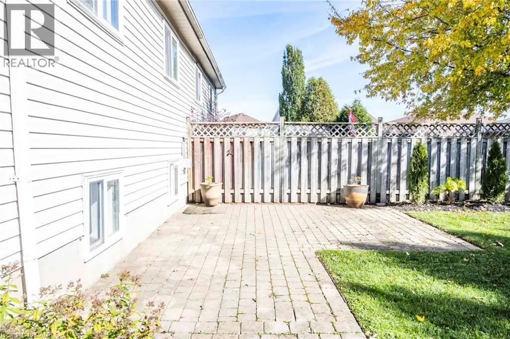 729 FAIRWAY Court