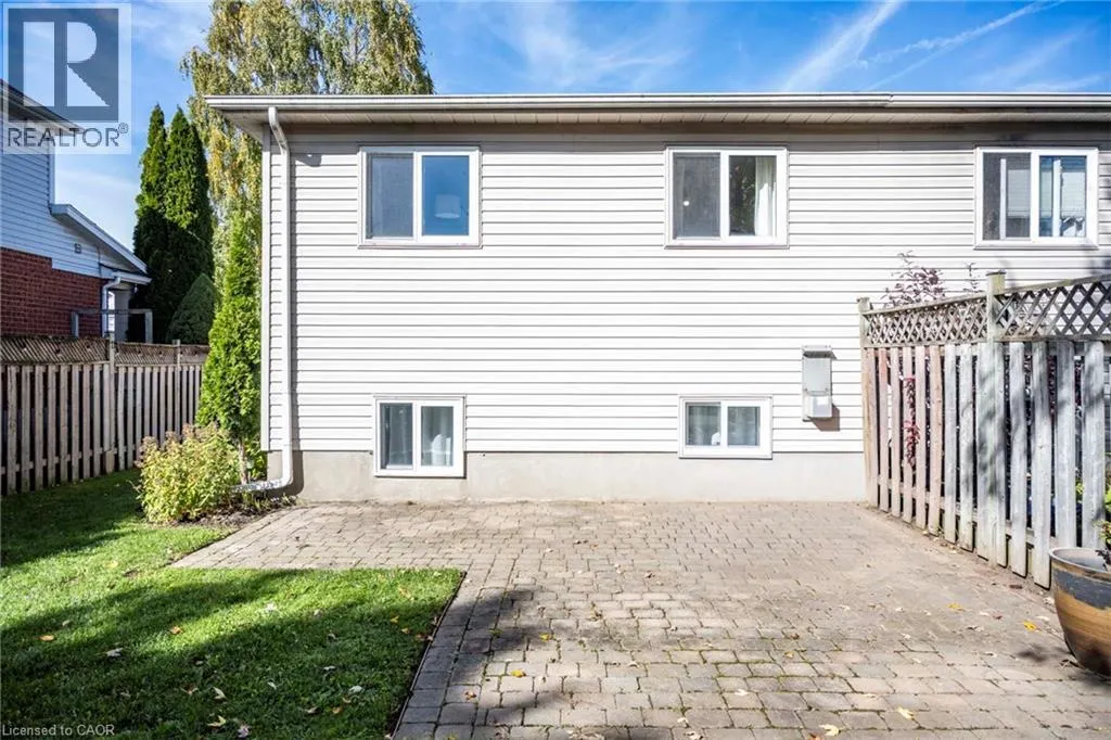 729 FAIRWAY Court