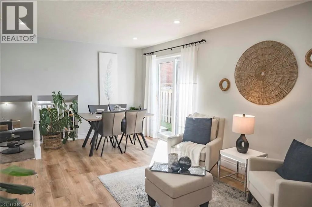 729 FAIRWAY Court