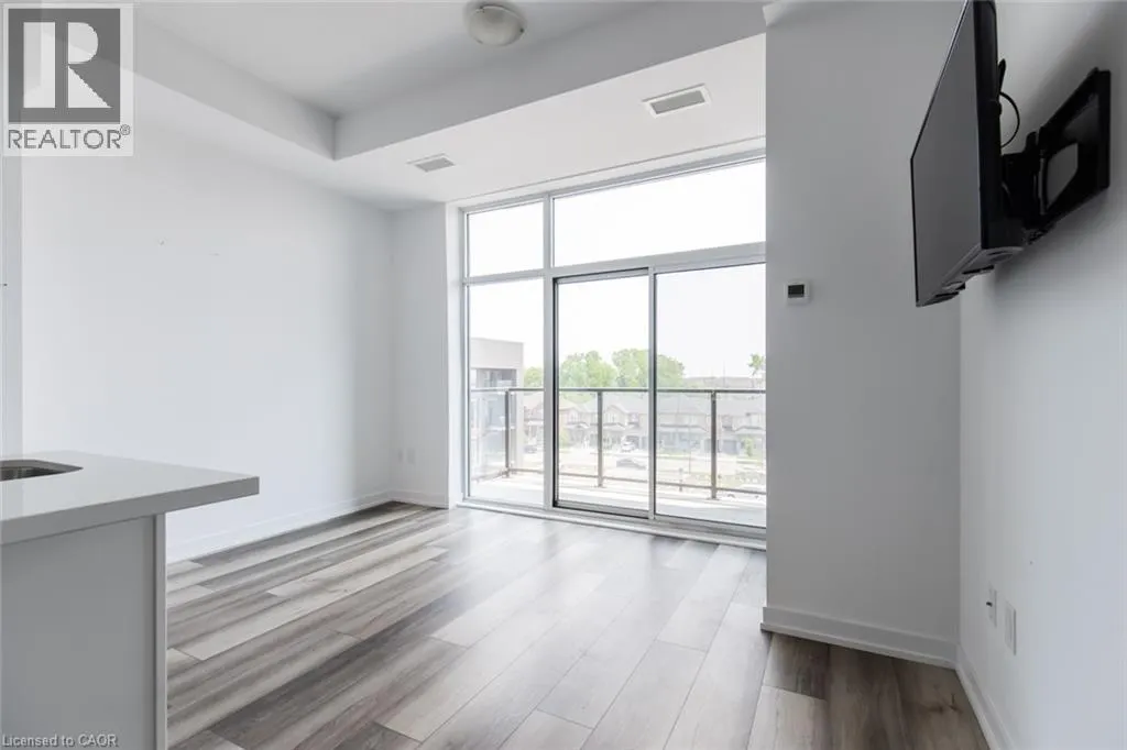 450 DUNDAS Street E Unit# 416 #416