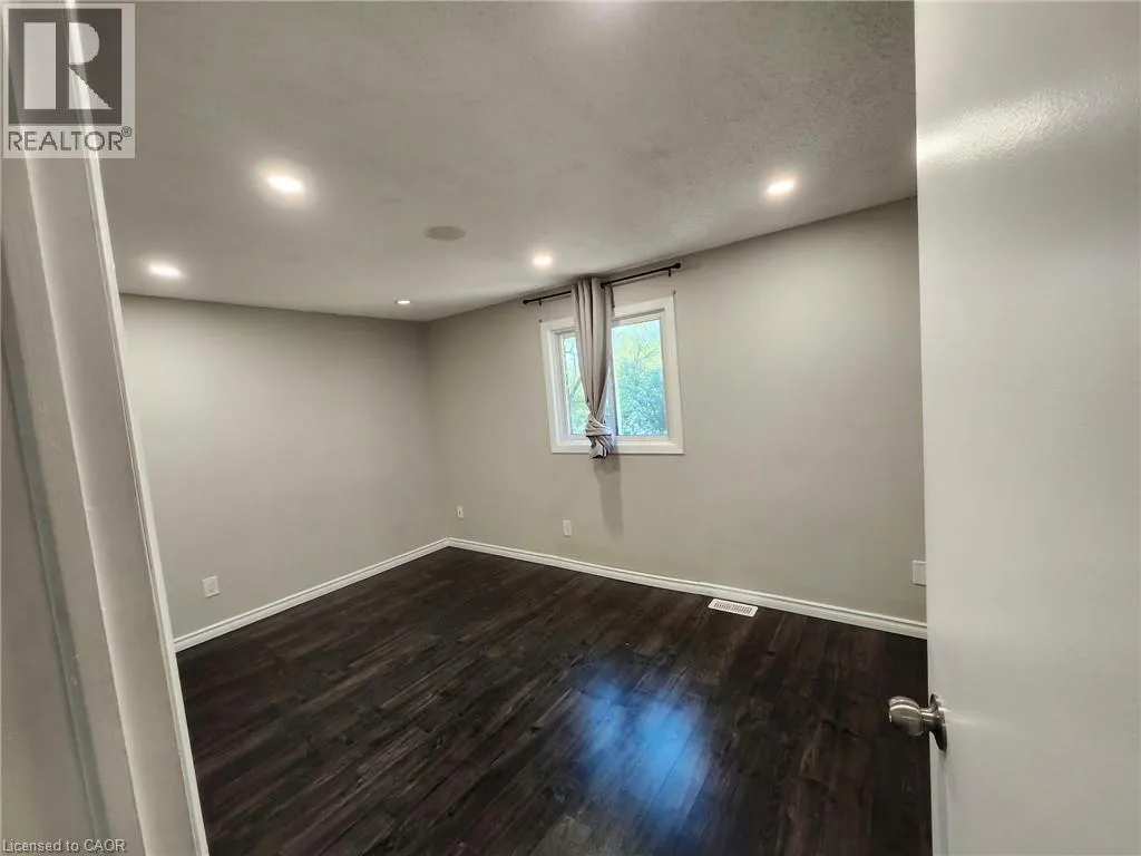31 OLD CARRIAGE Drive