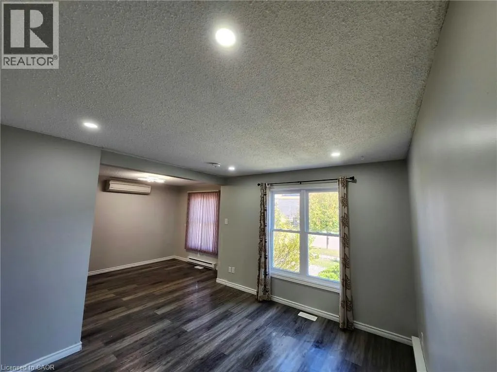 31 OLD CARRIAGE Drive