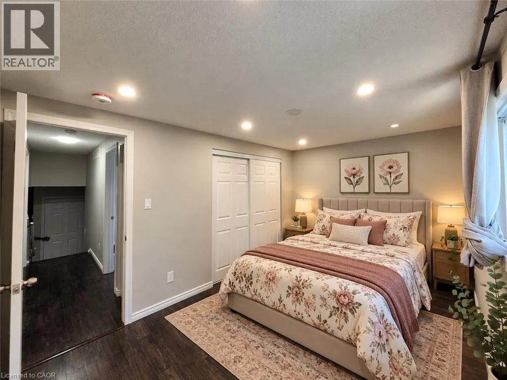 31 OLD CARRIAGE Drive