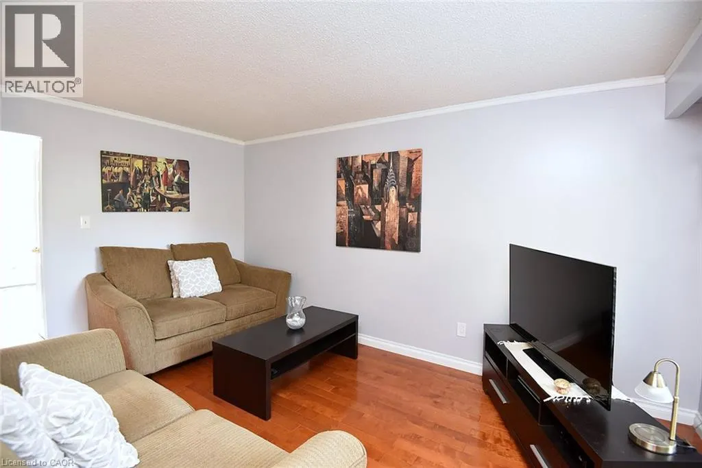 100 GOLDEN ORCHARD Drive