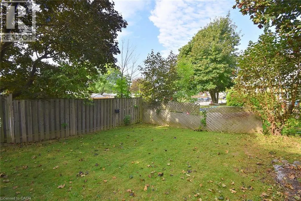 100 GOLDEN ORCHARD Drive