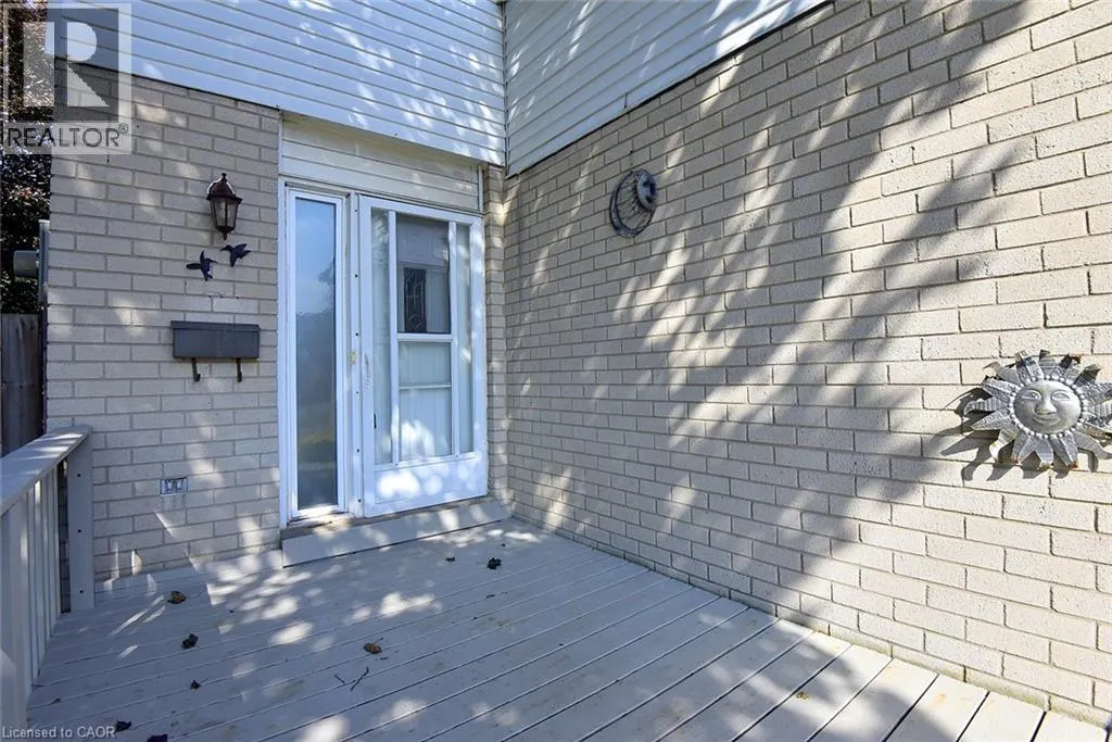 100 GOLDEN ORCHARD Drive