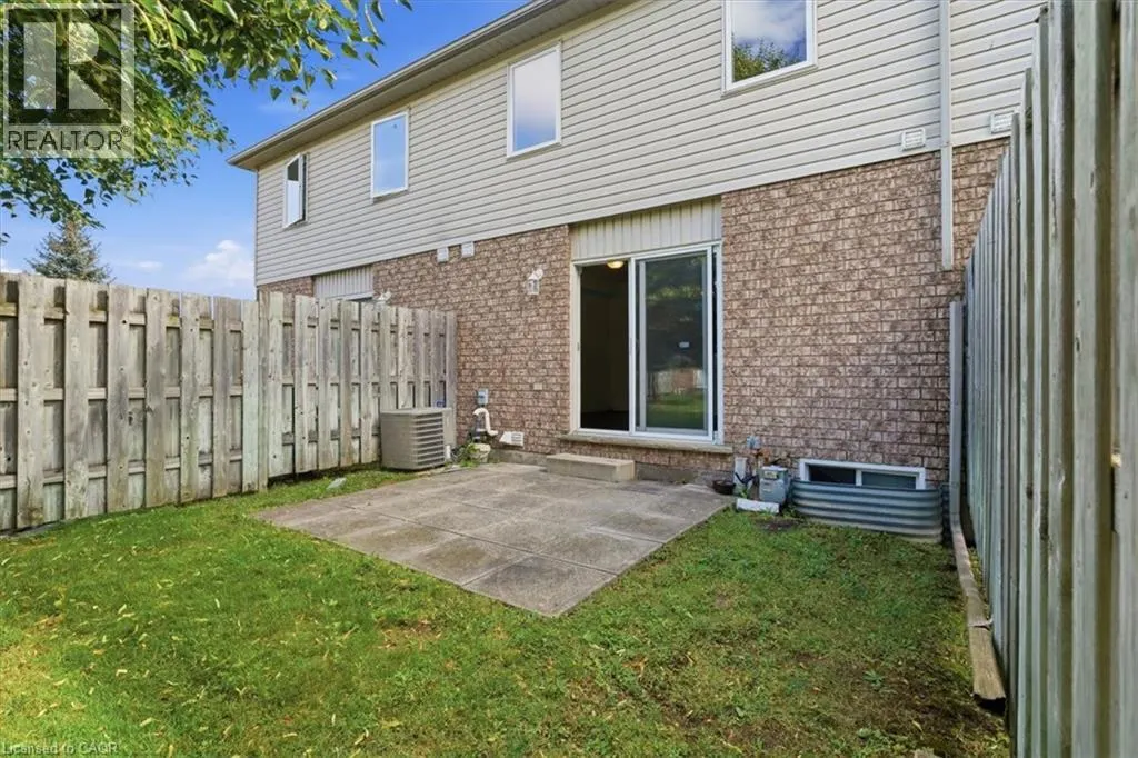 15 ROEHAMPTON Crescent