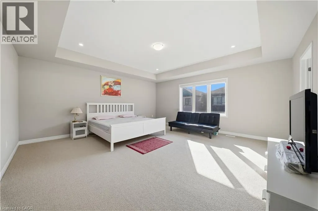 50 WILLIAM NADOR Street