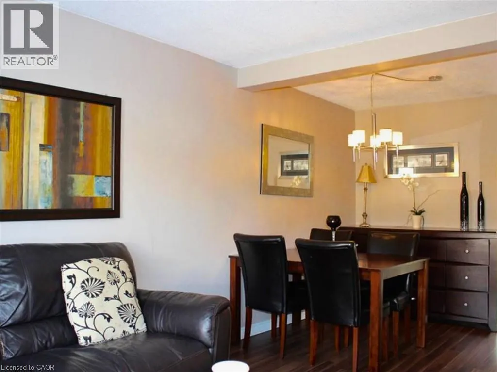 79 AYLMER Crescent