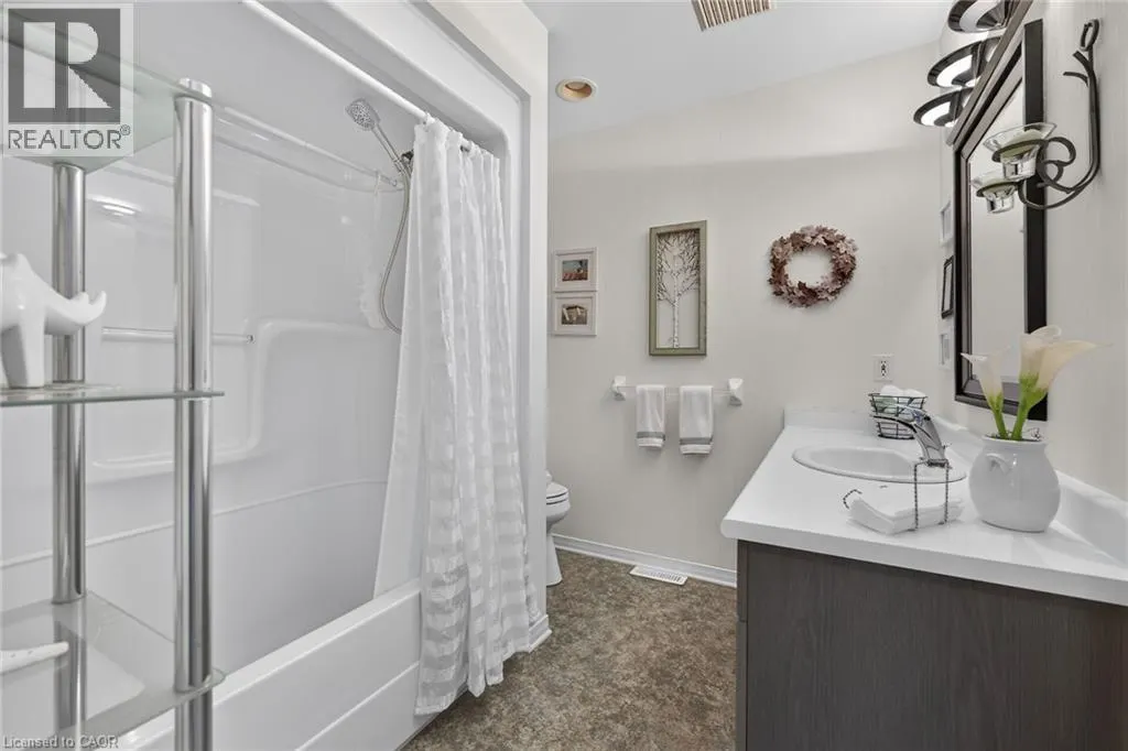 303 CENTRAL Avenue Unit# 5 #5