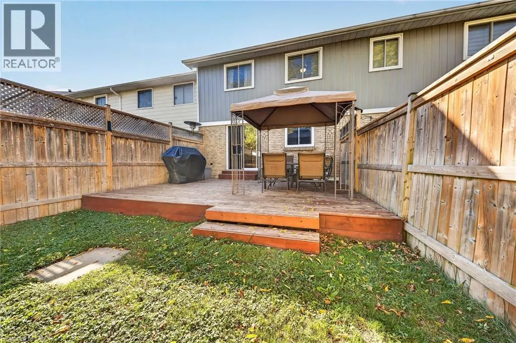 85 GLEDHILL Crescent