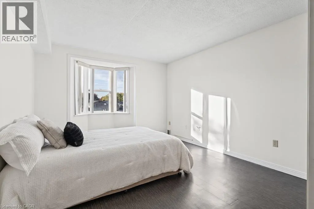 88 TOLLGATE Road Unit# 201 #201