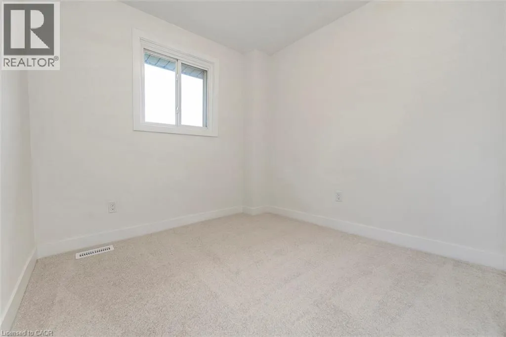 59 WOODMAN Drive N