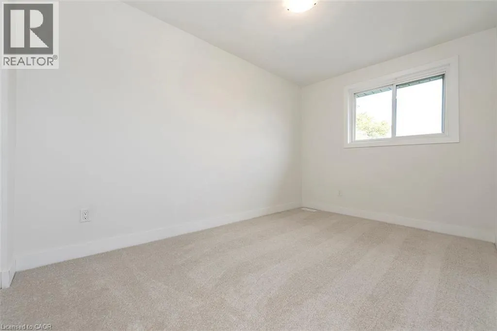 59 WOODMAN Drive N