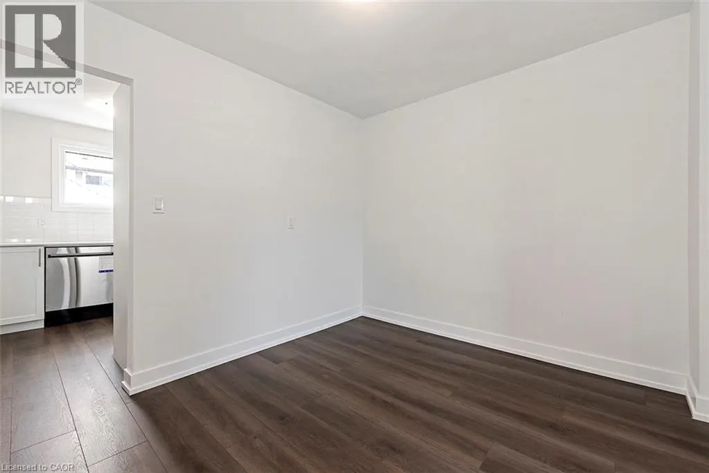 59 WOODMAN Drive N