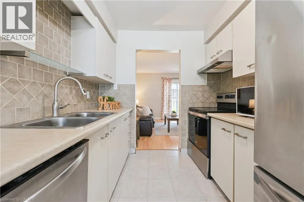 219 KINGSWOOD Drive Unit# 59 #59
