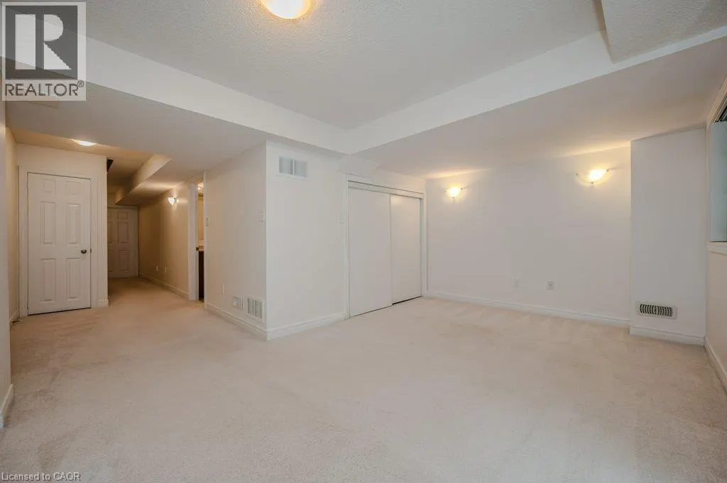 233 DUSKYWING Way Unit# 30 #30