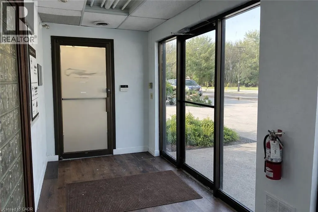 101 DONLY Drive S Unit# 3 #3