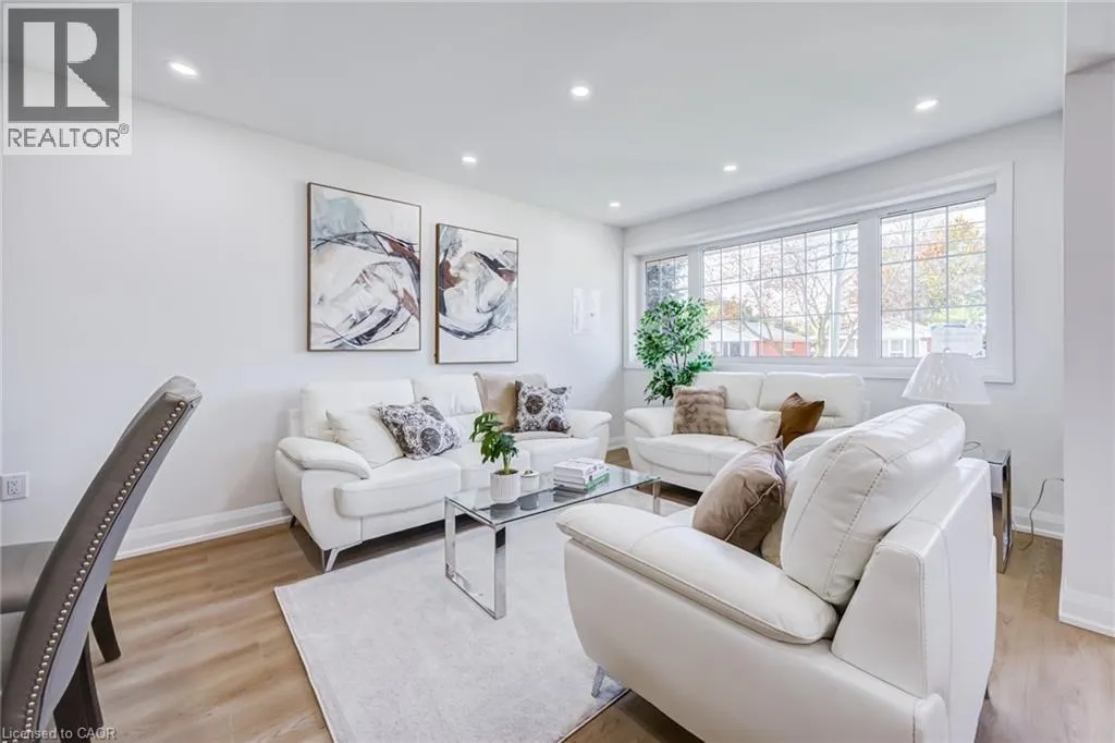 387 EAST 19TH Street Unit# Upper #Upper