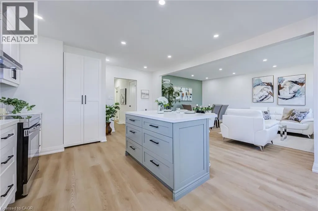 387 EAST 19TH Street Unit# Upper #Upper