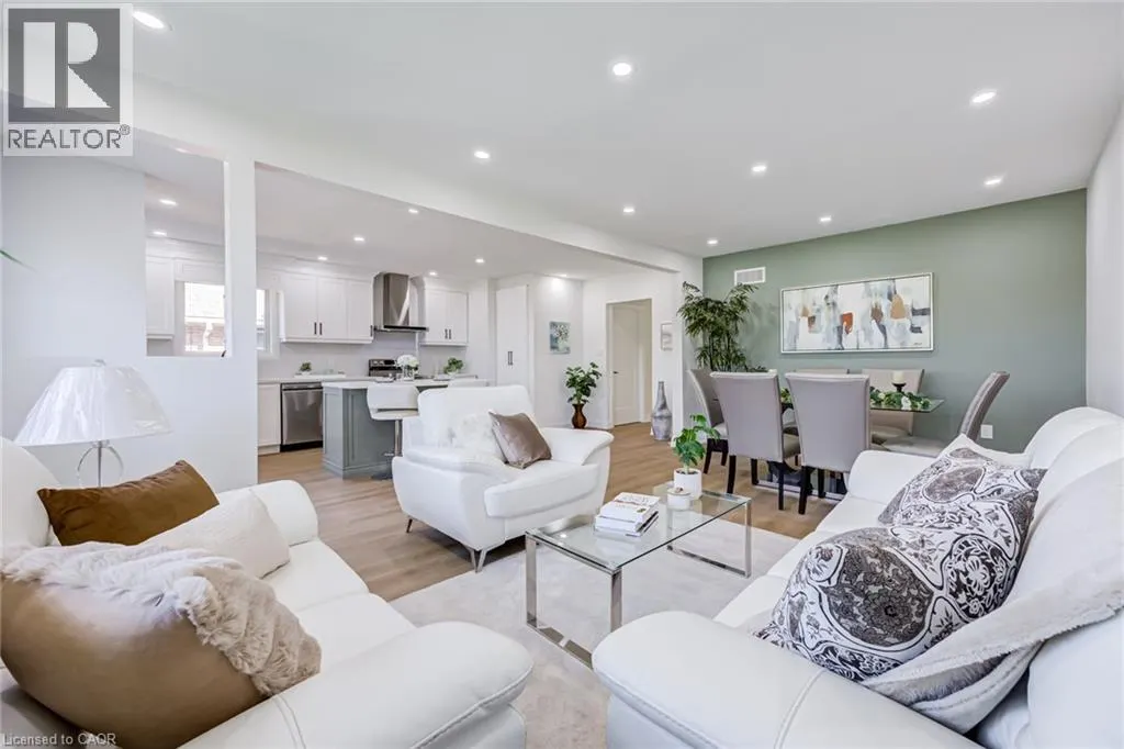 387 EAST 19TH Street Unit# Upper #Upper