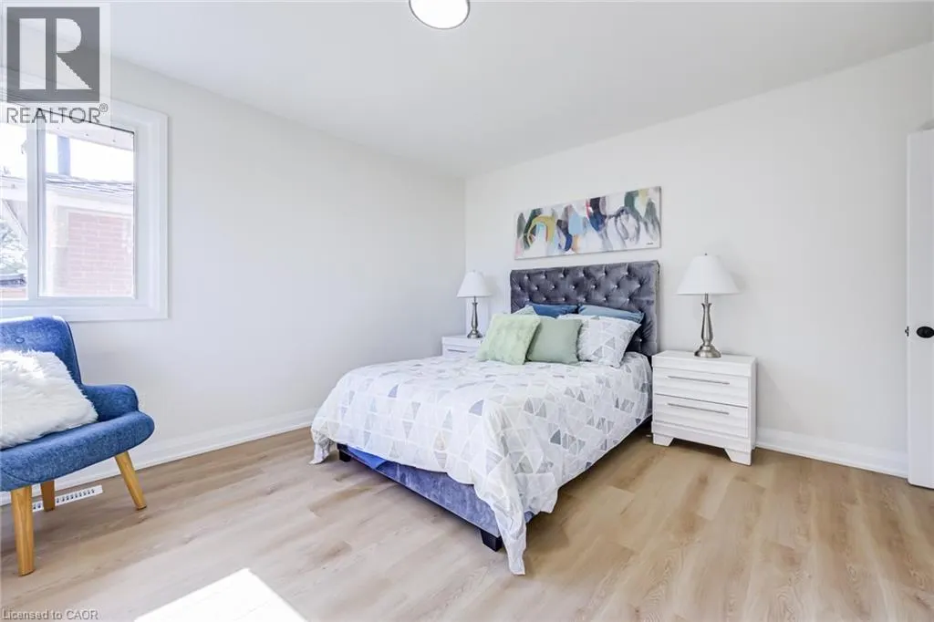 387 EAST 19TH Street Unit# Upper #Upper