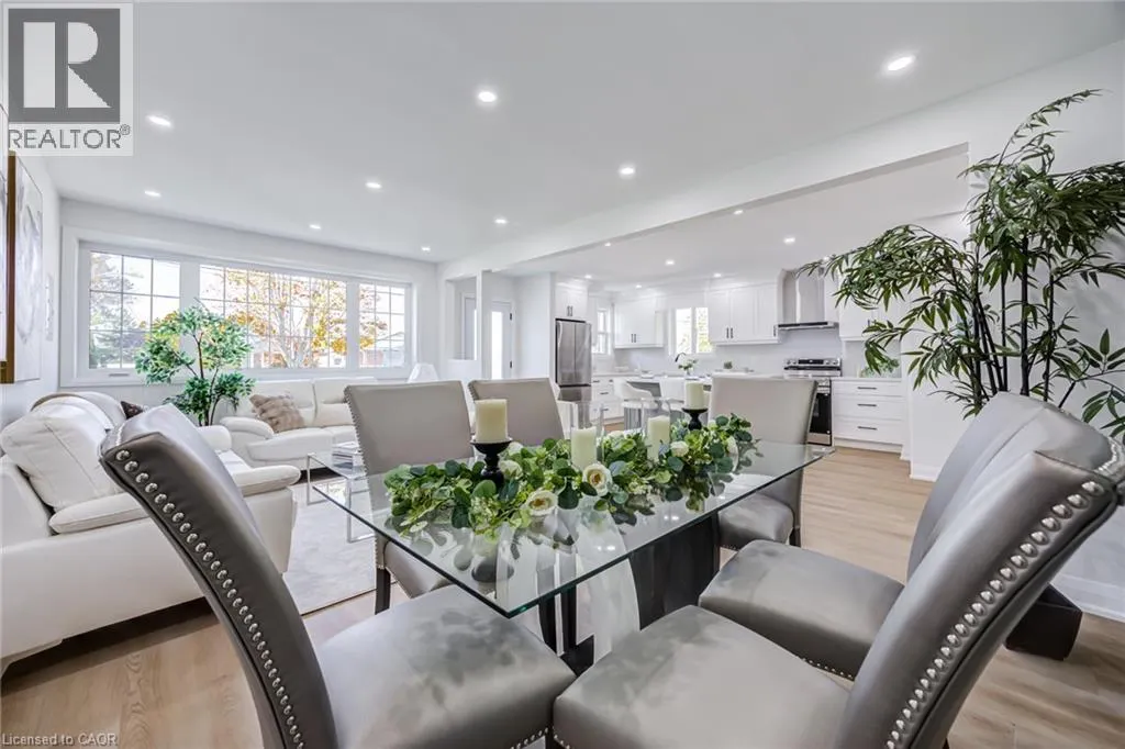 387 EAST 19TH Street Unit# Upper #Upper