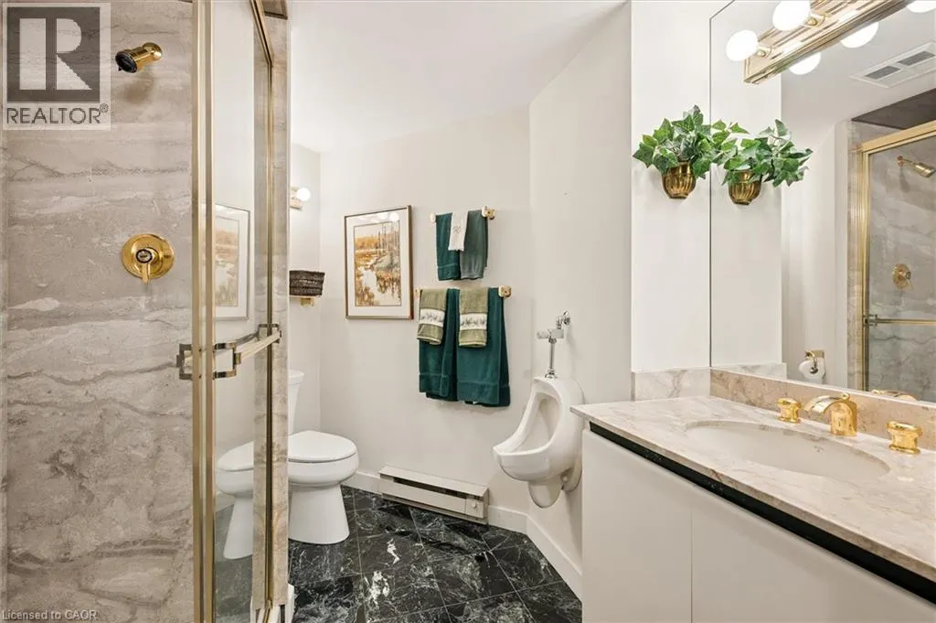 265 WESTCOURT Place Unit# PH9 #PH9