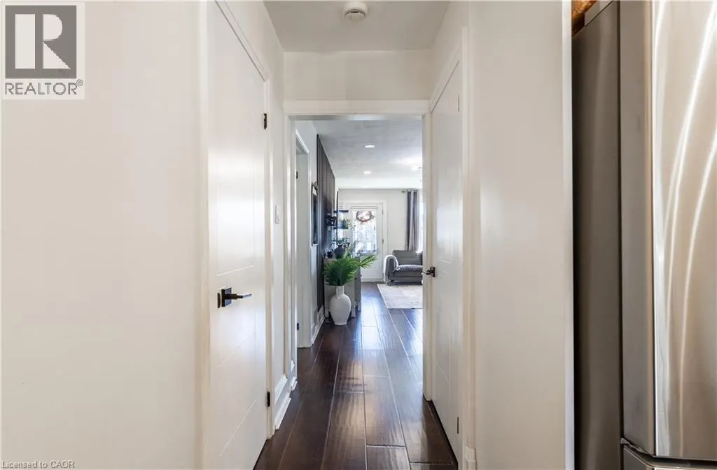 103 TUXEDO Avenue N