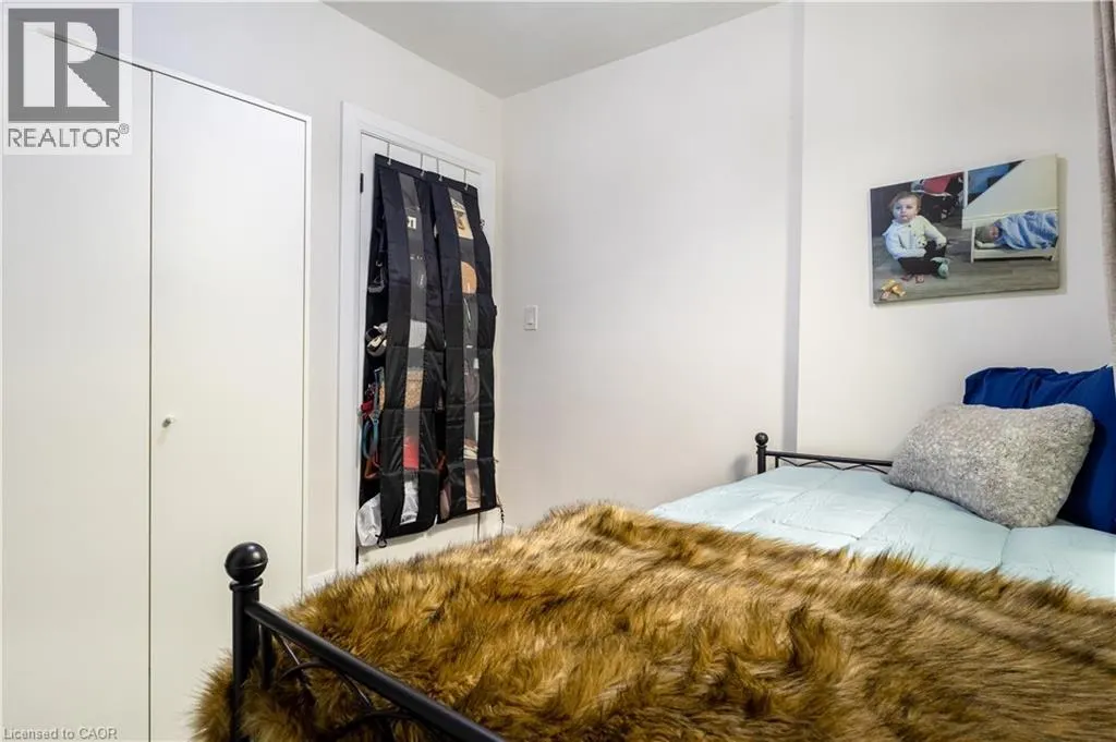 103 TUXEDO Avenue N