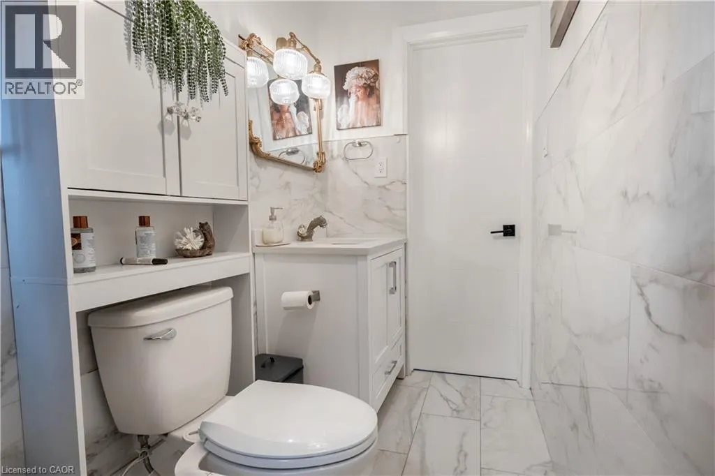 103 TUXEDO Avenue N