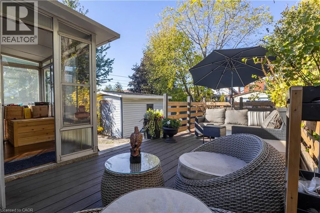 103 TUXEDO Avenue N
