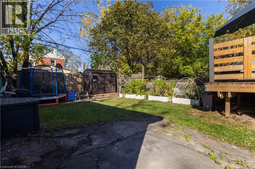 103 TUXEDO Avenue N