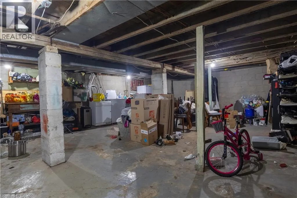 103 TUXEDO Avenue N