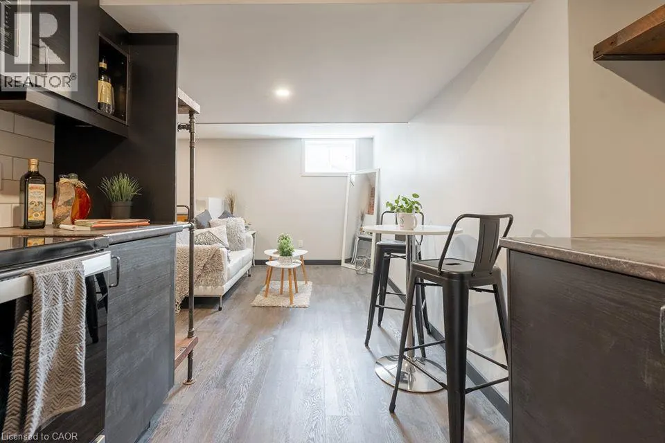 676 RYMAL Road E Unit# 2 #2