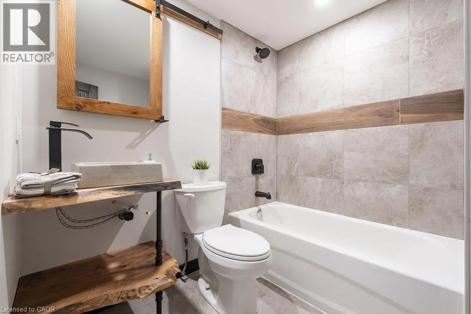 676 RYMAL Road E Unit# 2 #2