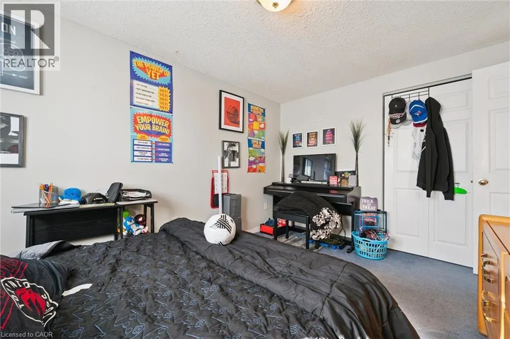 227 GREEN VISTA Drive