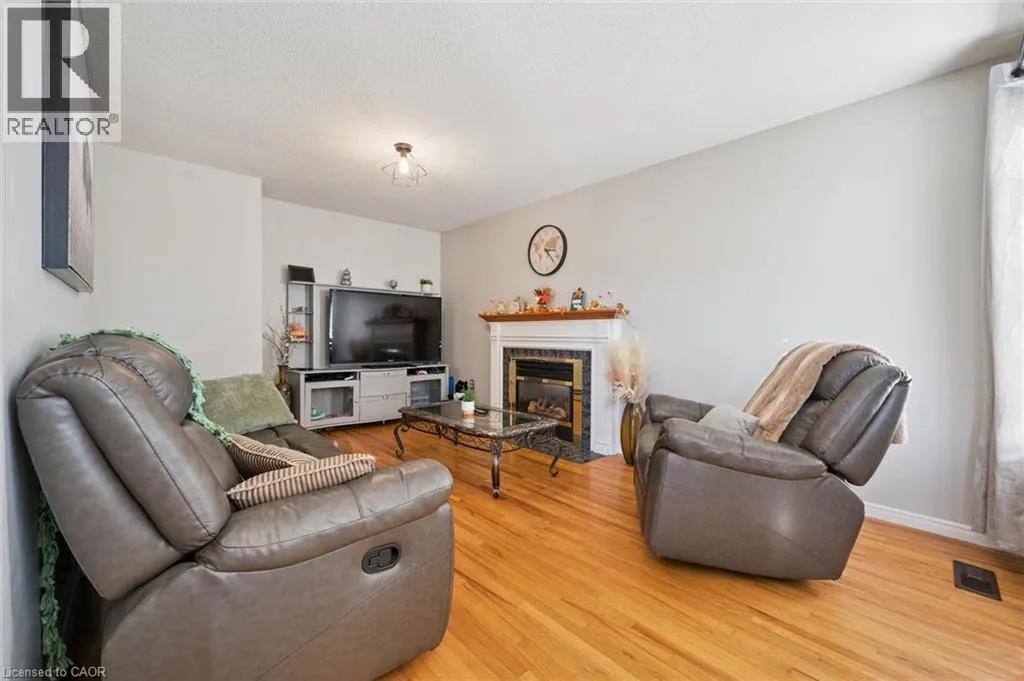227 GREEN VISTA Drive
