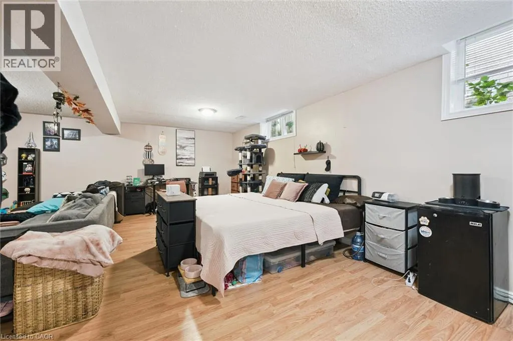 227 GREEN VISTA Drive