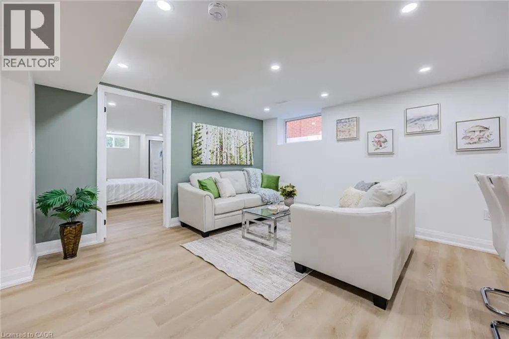 387 EAST 19TH Street Unit# Lower #Lower